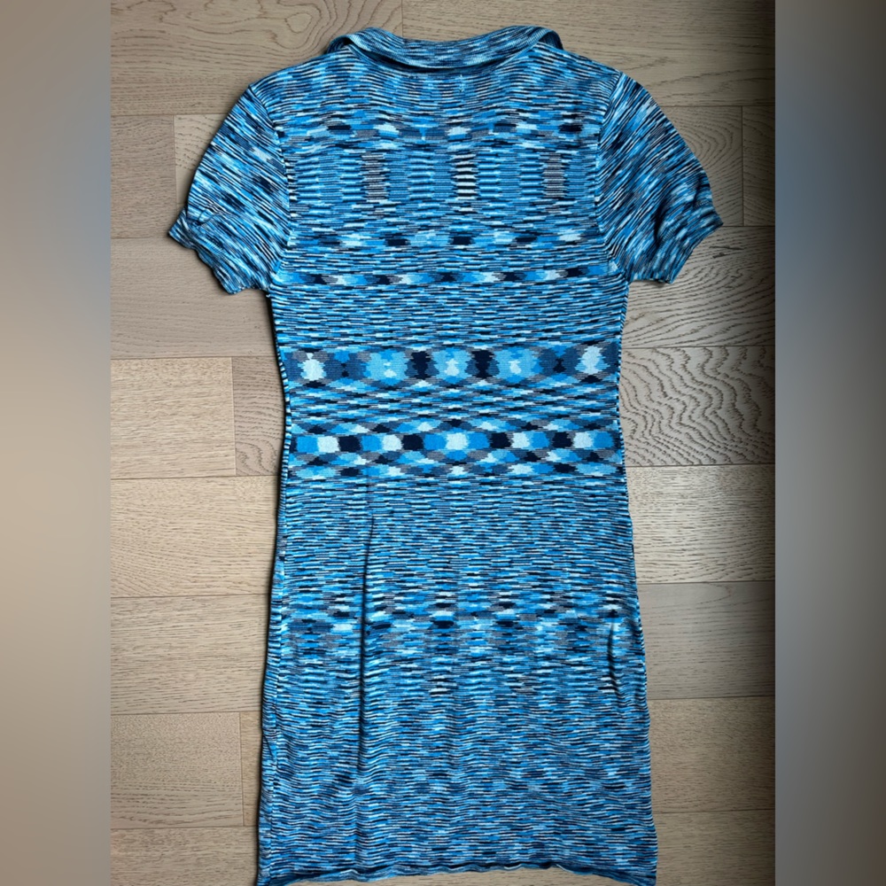Isalis blue short-sleeve dress, size S. - Picture 3 of 7